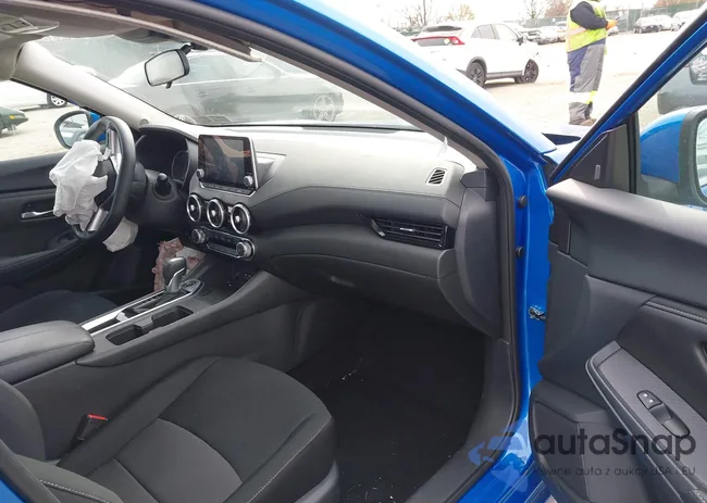 3N1AB8CV0RY329789: 43729654