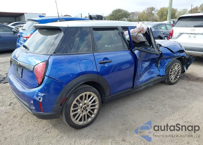 WMW53GD07S2X07696: 43729941