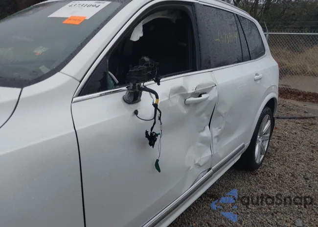 YV4062PA3P1908016: 43731094