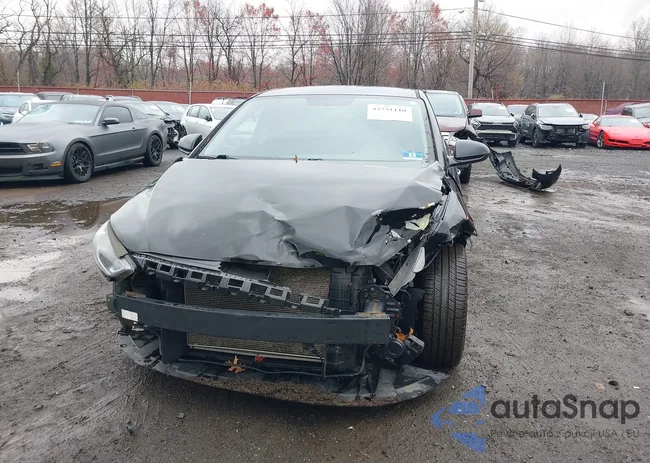 5NPD84LF2JH267372: 43731110