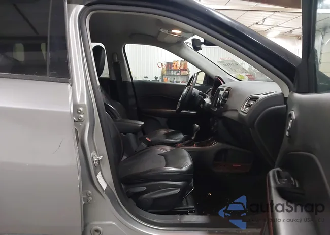 3C4NJDDB8LT177246: 43731140