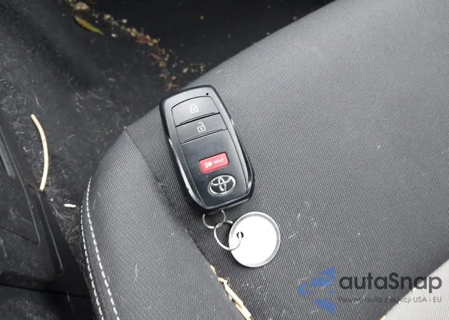 3TMLB5JN8RM009747: 43731229