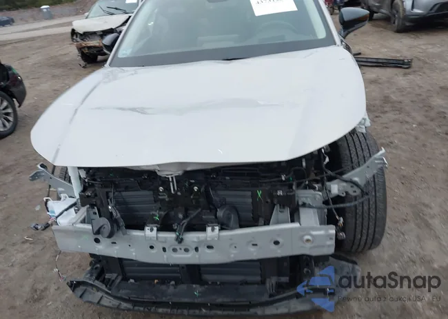 3MVDMBDY4RM704969: 43731237