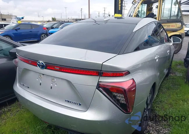 JTDBVRBD3JA004182: 43731258