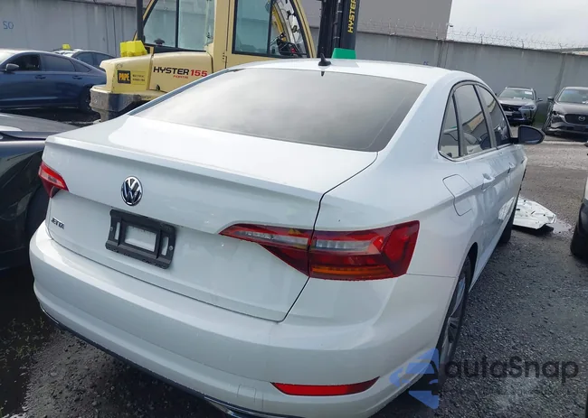 3VWC57BU0KM082283: 43731274