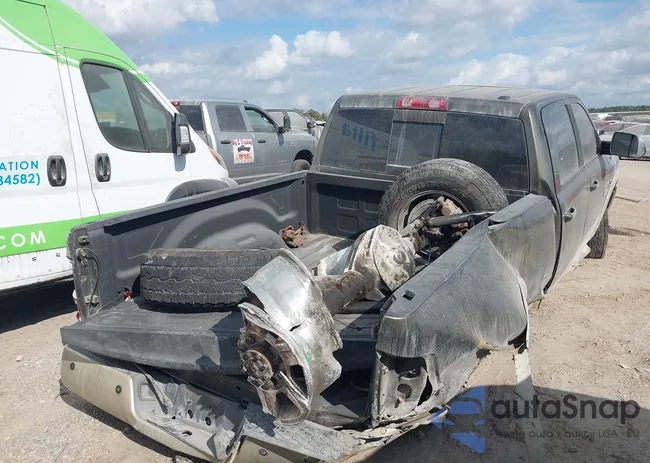 3C6UD5GL0CG184673: 43731447