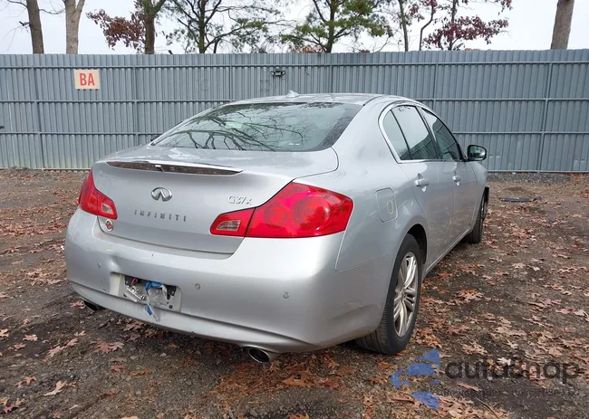 JN1CV6AR0DM765404: 43731614