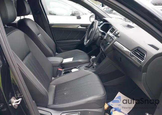 3VVCB7AX6NM127675: 43731616