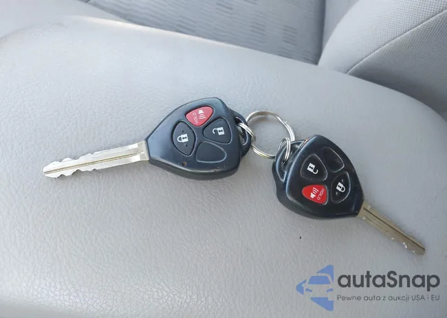 2T3BF4DV3BW164944: 43731631