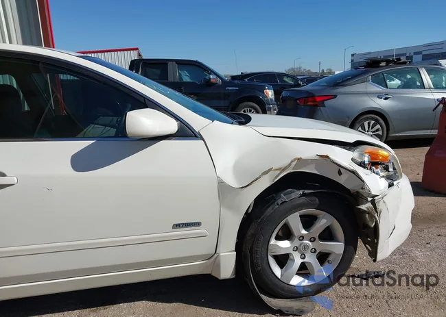 1N4CL21E98C198328: 43730748