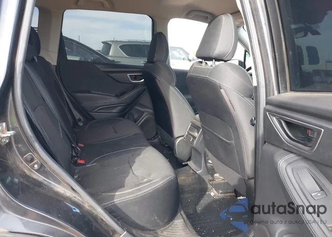 JF2SKACC5KH456015: 43730768