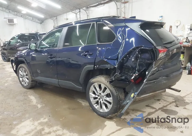 2T3A1RFV4MW225886: 43730798