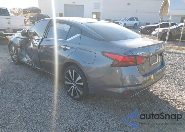 1N4BL4FW7KC233237: 43730887