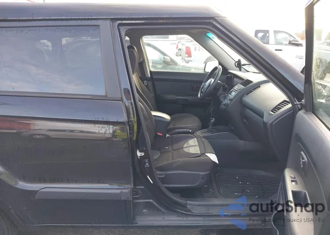 KNDJT2A53D7623031: 43732053