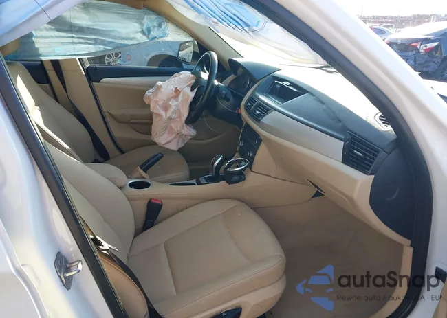 WBAVM1C54FV315853: 43732167