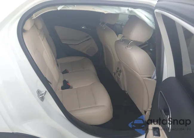 WDCTG4GB5HJ340252: 43732547