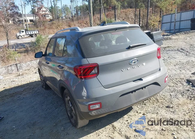 KMHRC8A3XNU172392: 43731729