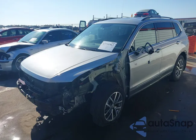 3VV2B7AX3LM149352: 43731963