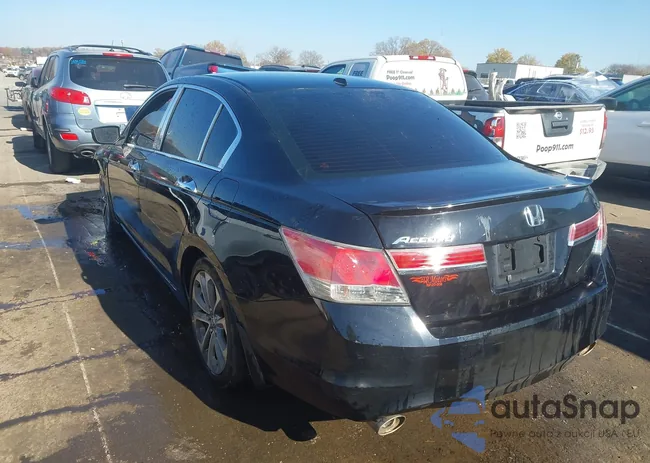 1HGCP3F89BA014601: 43733043