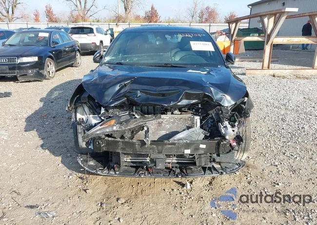 3KPF54AD4RE828416: 43733081