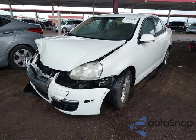 3VWDF71K57M013887: 43733147