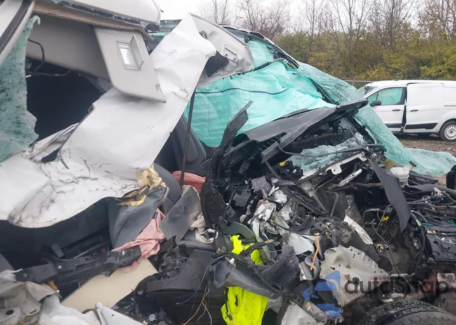 1FTYE1YM5JKB52136: 43733202