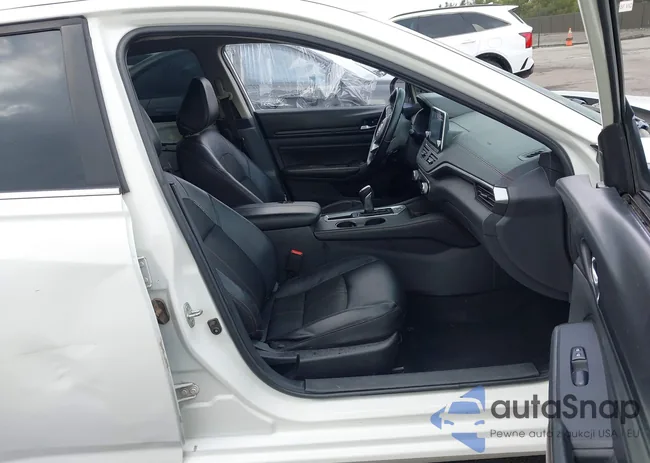 1N4BL4CV8KC165879: 43733306