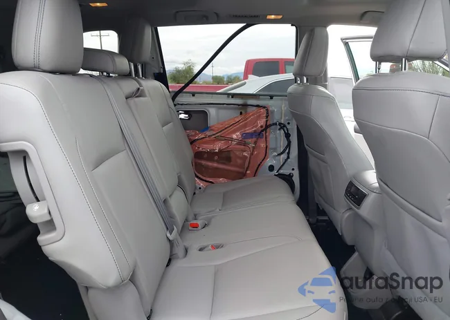 5TDJZRFH0JS840225: 43733403