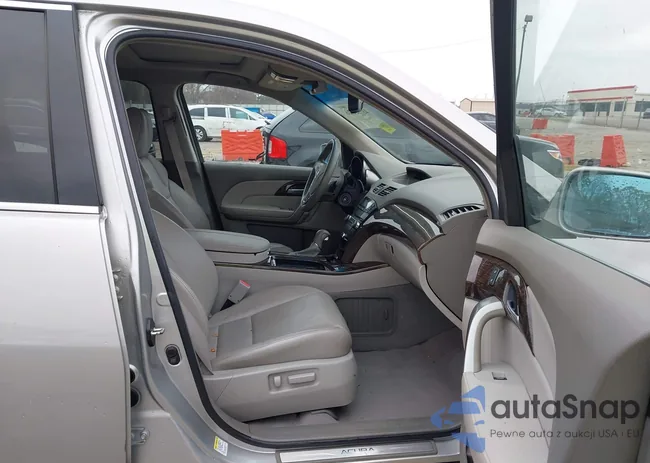 2HNYD2H24CH535335: 43733526