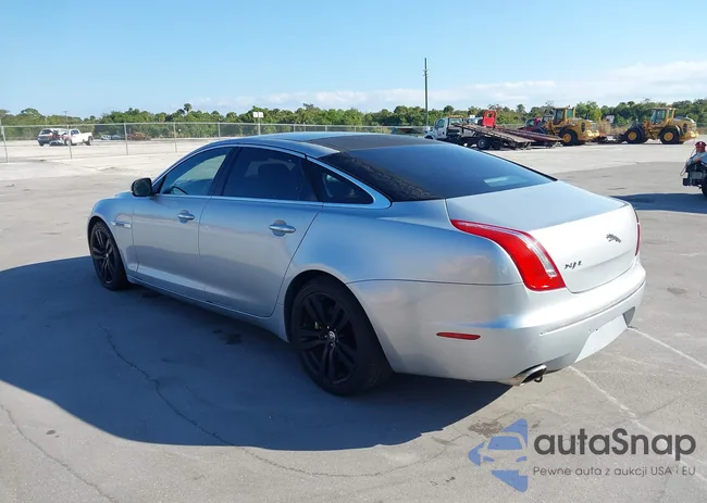 SAJWA2GB9BLV13390: 43733621