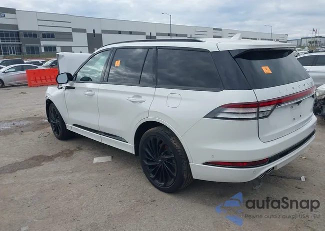 5LM5J7XC8PGL11181: 43732650