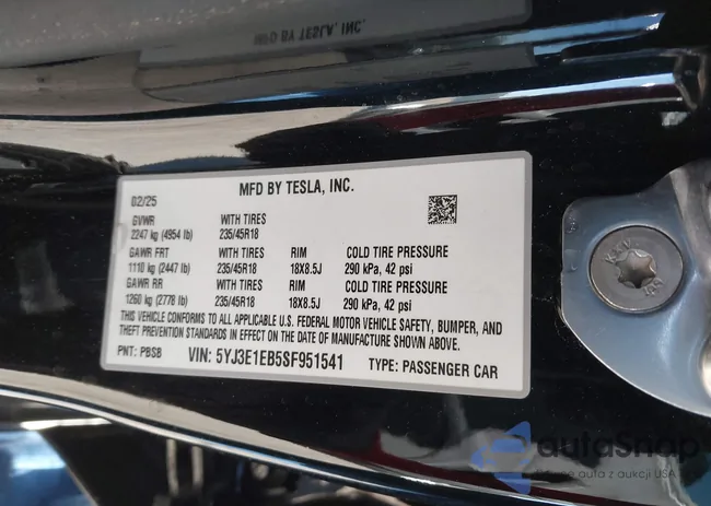 5YJ3E1EB5SF951541: 43732733