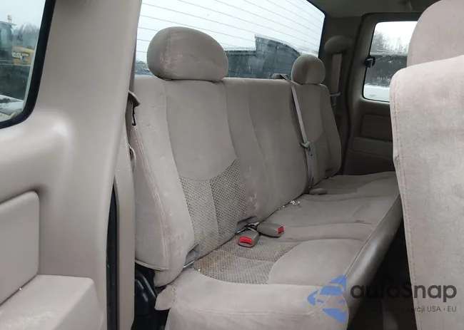 1GCEK19B36Z240643: 43732745