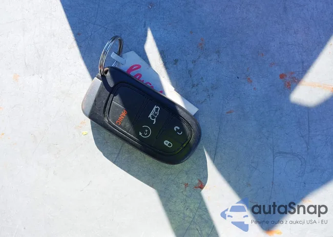 1C4PJMBS4FW757586: 43732778