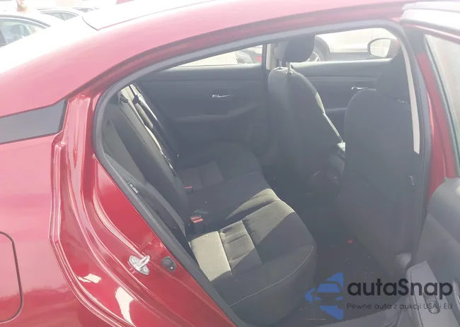 3N1AB8CV8MY263100: 43732844