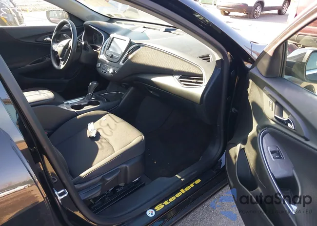 1G1ZD5ST0JF237806: 43732868