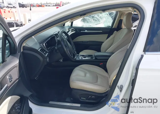 3FA6P0D95JR155150: 43733002