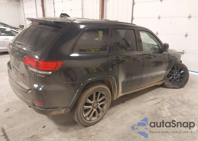 1C4RJFAG7JC319365: 43733015