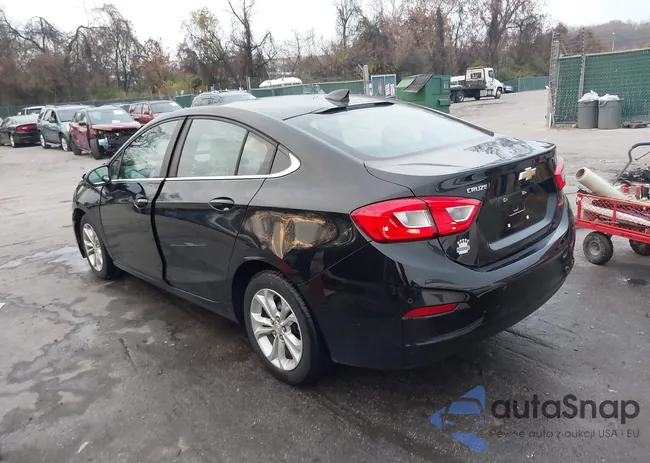 1G1BE5SM1K7143730: 43734058