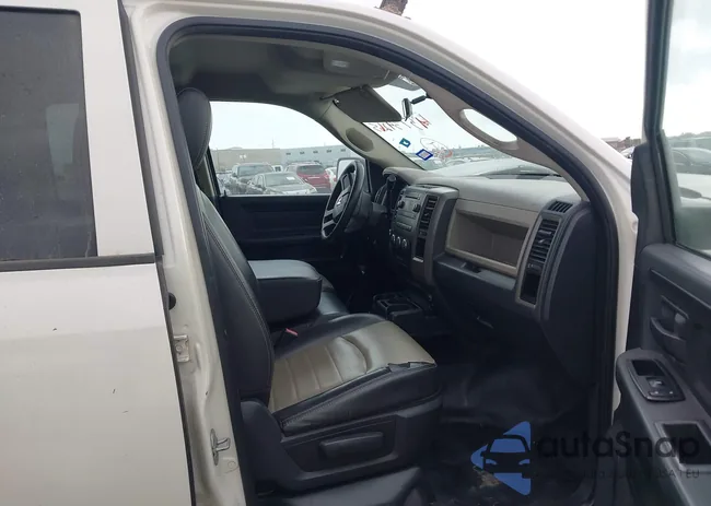 1D3HV18P29S815028: 43734265