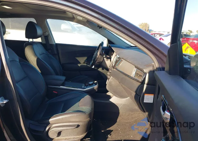 KNDCE3LG3K5028714: 43734308