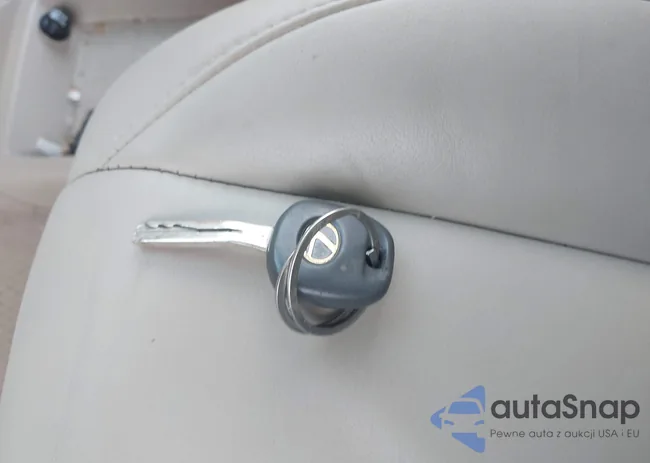 2T2GK31U17C004761: 43734434