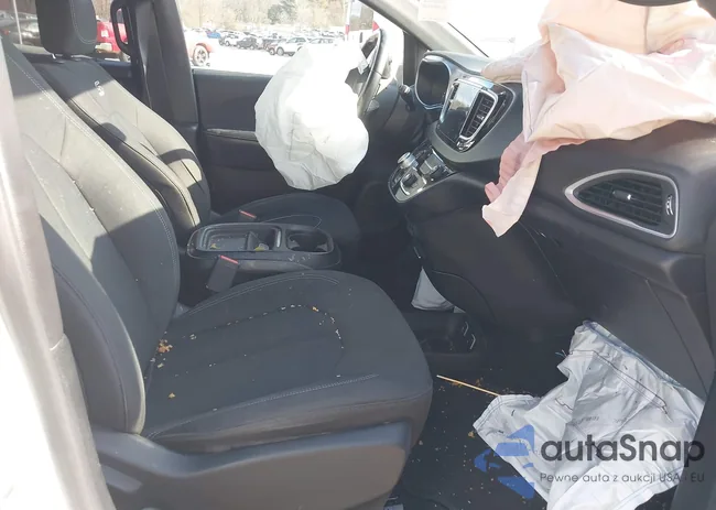 2C4RC1FG4JR334032: 43734547