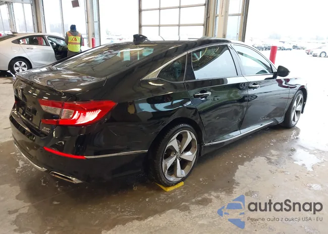 1HGCV2F9XJA032905: 43733823