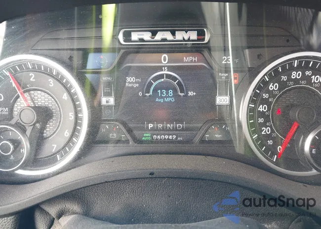 1C6SRFBT3NN146158: 43735182