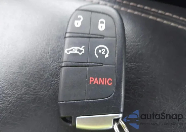 1C3CCCEG9FN589559: 43735391