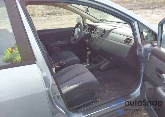 3N1BC13E69L474714: 43734821