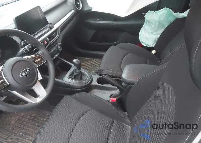 3KPF24AD7KE097804: 43734858