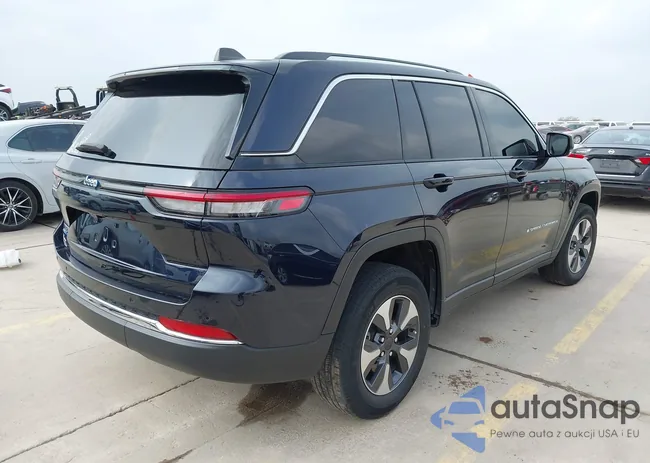 1C4RJYB68N8761856: 43734892