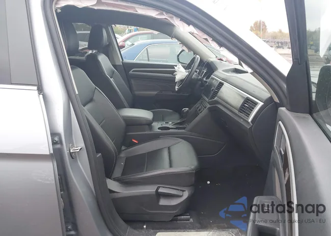 1V2WR2CA0MC586766: 43736181